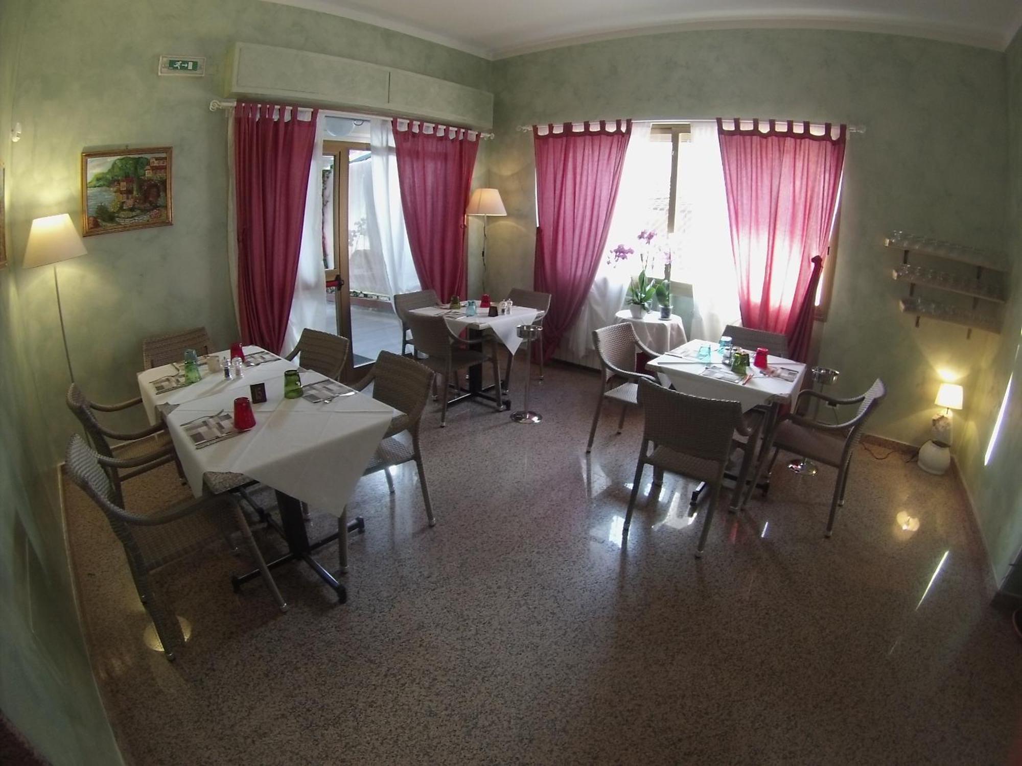 Hotel Jole Marina dʼMarina dʼAndora Esterno foto