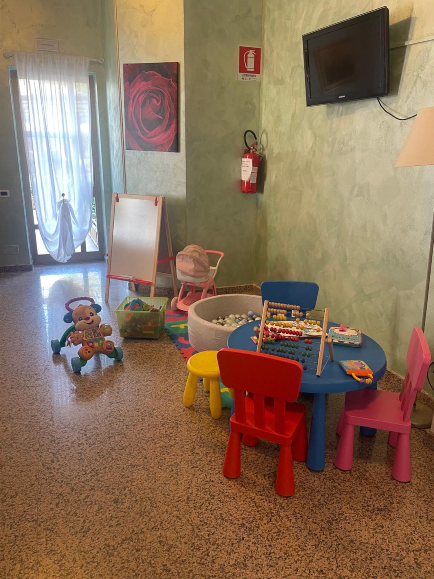 Hotel Jole Marina dʼMarina dʼAndora Esterno foto